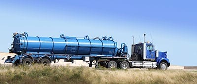 oilfield water hauling truck