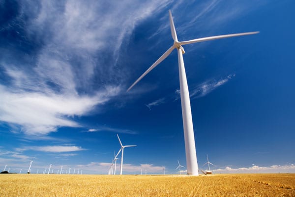 how technology is helping advance the wind-energy market