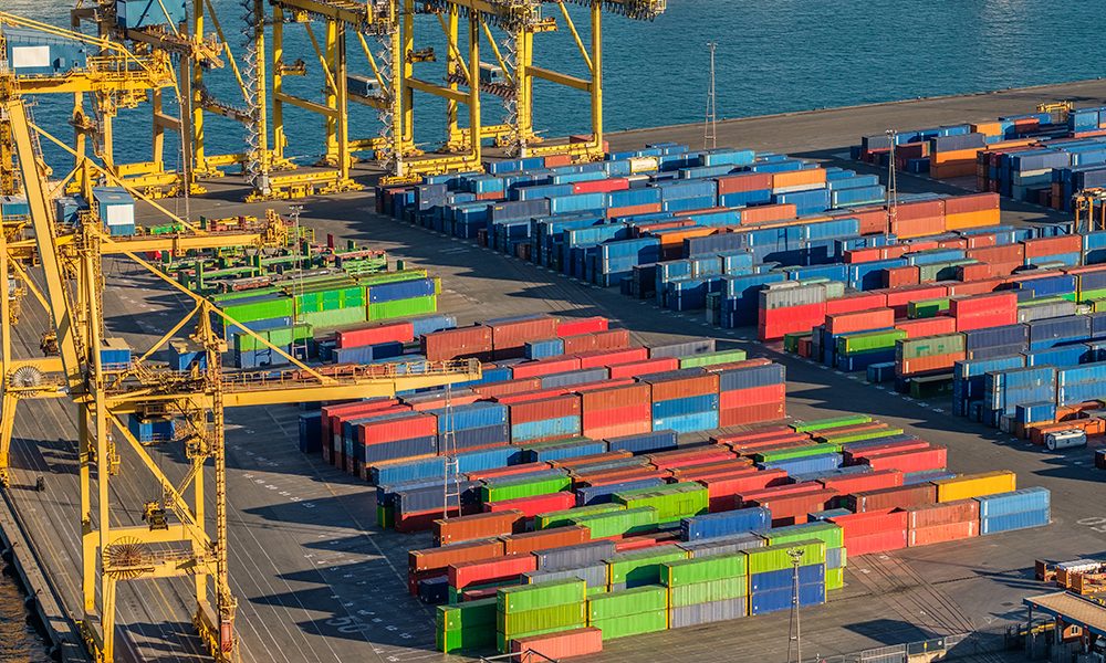 Supply chain issues in manufacturing, see how accounts receivable financing can help!